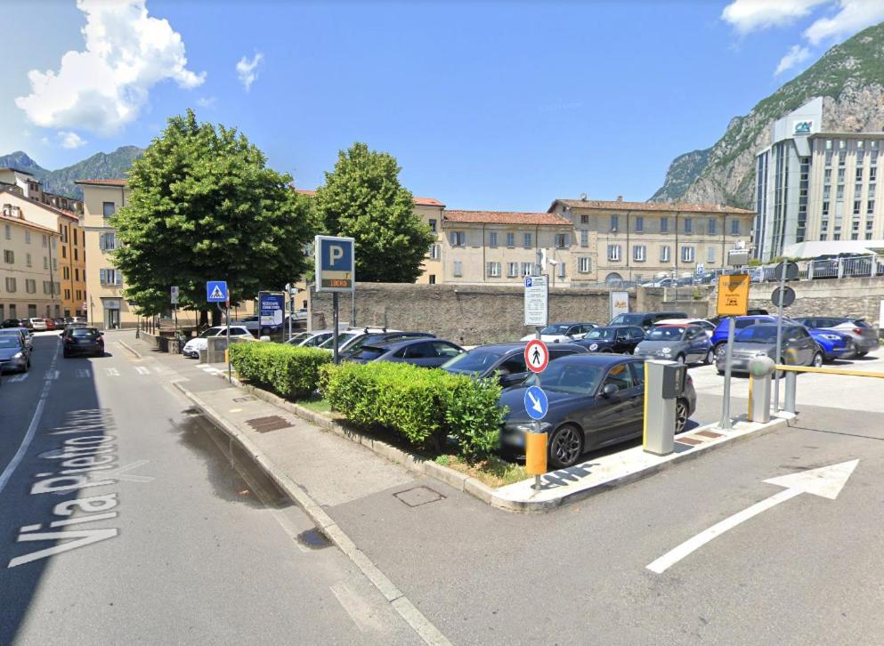 Casa Imbarcadero Lejlighed Lecco Eksteriør billede